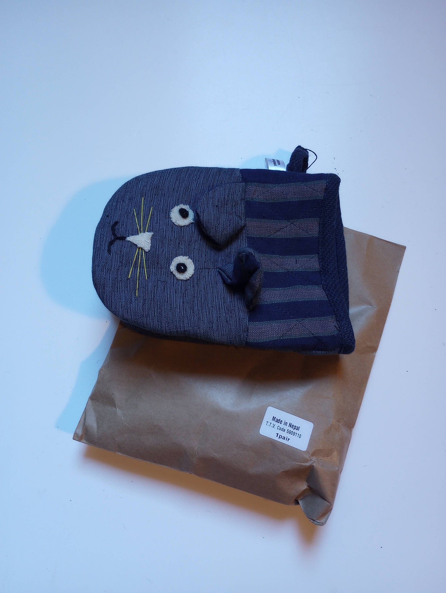 Ten Thousand Villages - Little Kitty Oven Mitts
