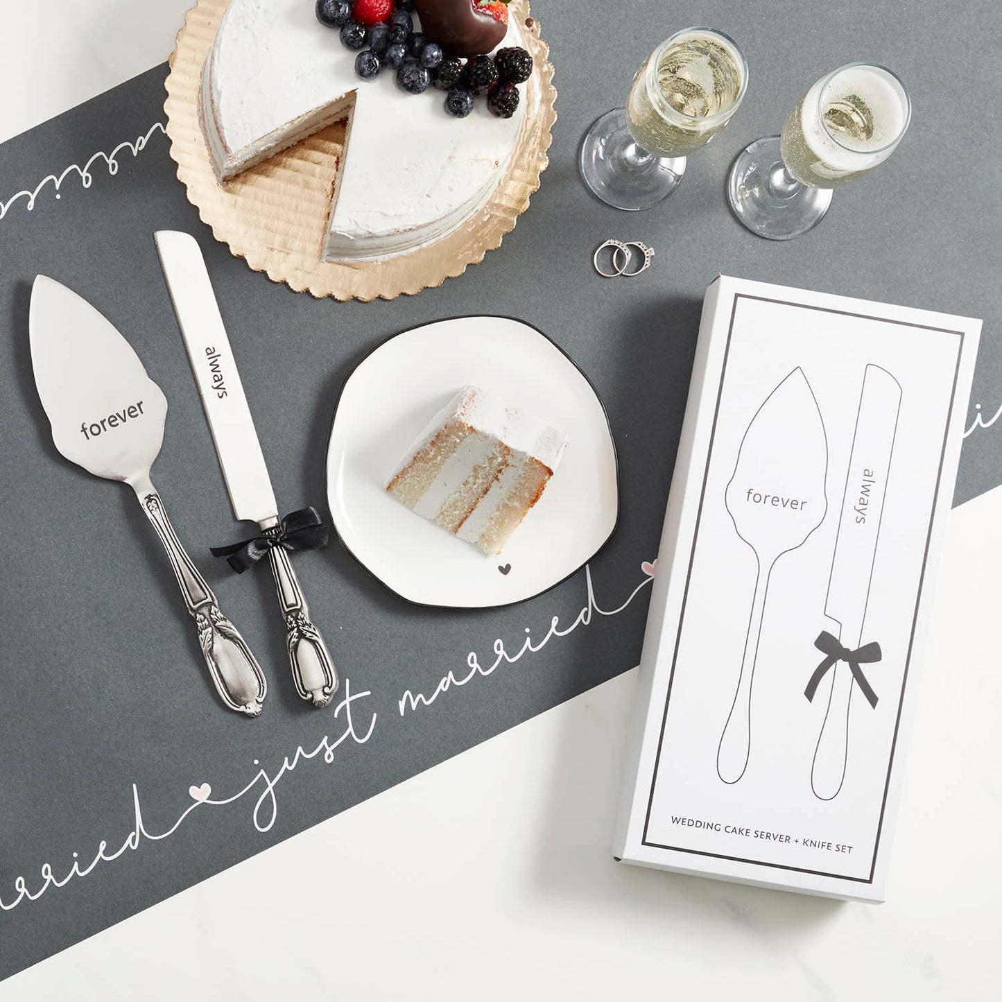 Santa Barbara Design Studio by Creative Brands - Silver Cake Serving Set