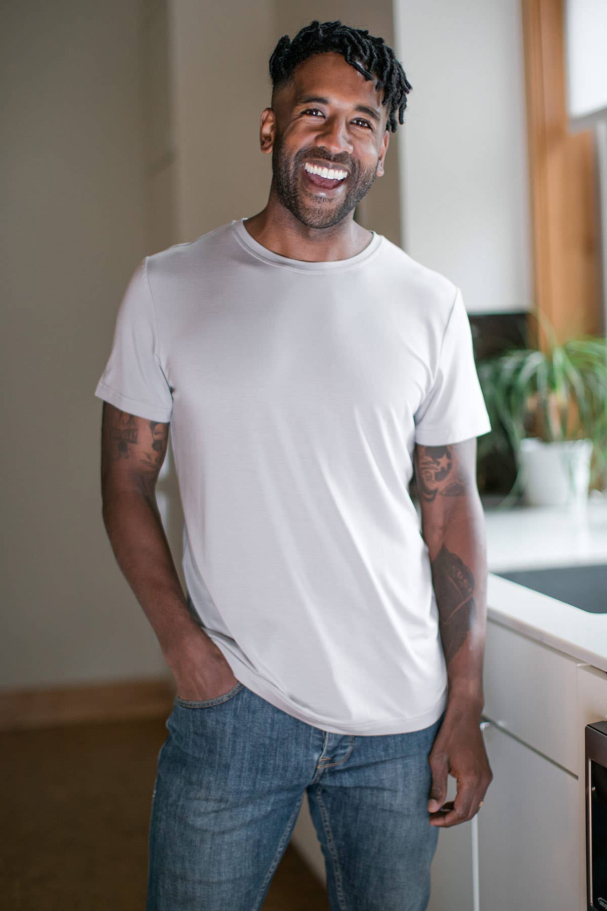 YALA - MEN'S NATHAN SHORT SLEEVE BAMBOO CREW TEE SHIRT