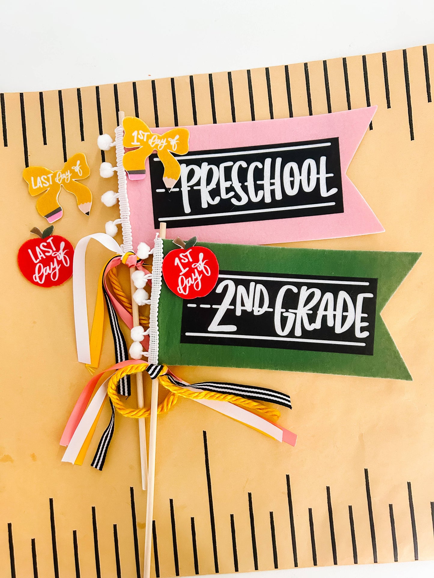 Interchangeable Grade Flag- Chalkboard