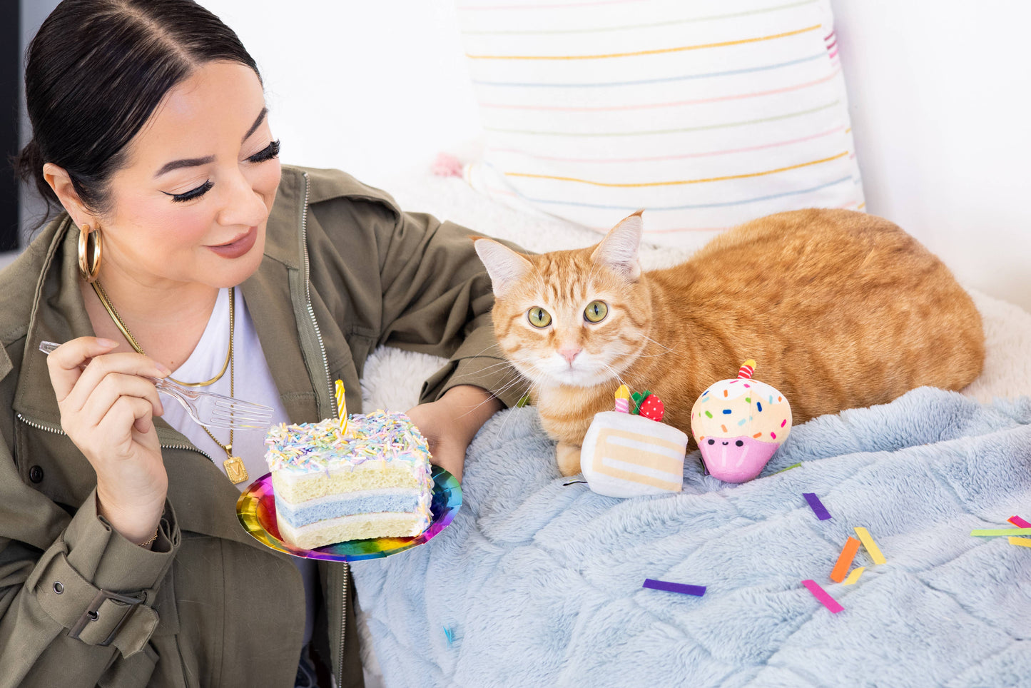 Pearhead - Birthday Cake Cat Toy Set