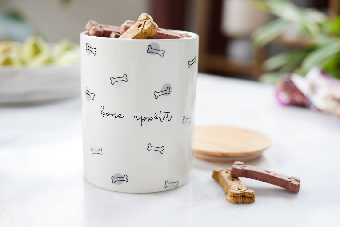 Pearhead - Bone Appétit Ceramic Dog Treat Jar with Wooden Lid