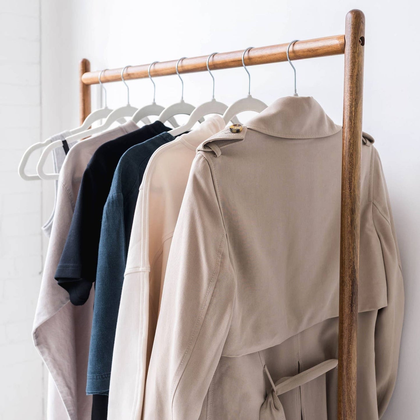 3 Sprouts - Adult Velvet Hangers (2 Packs of 15)