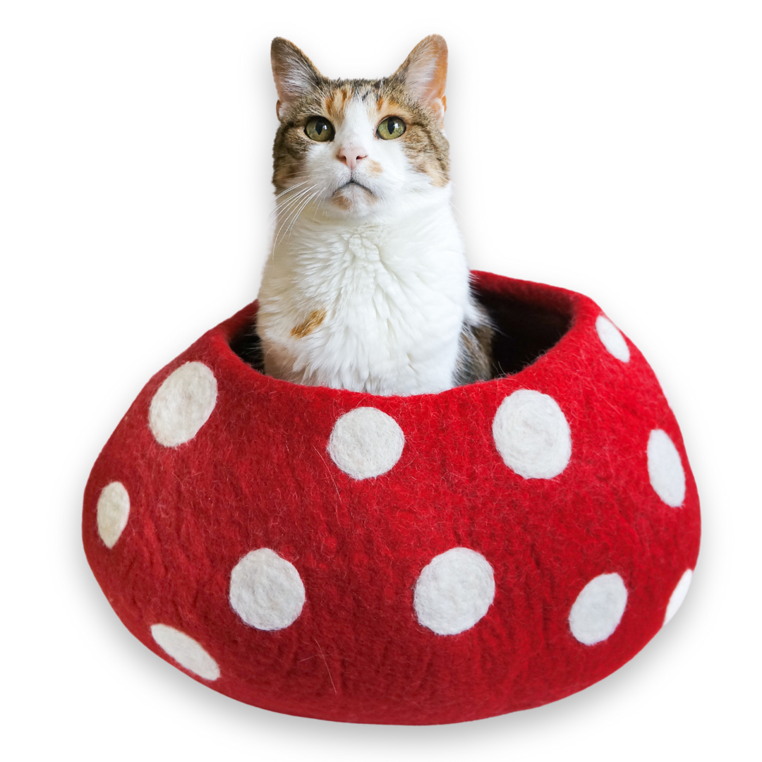 Friendsheep - Felt Wool Cat Cave RED MUSHROOM Eco Kitty Cave