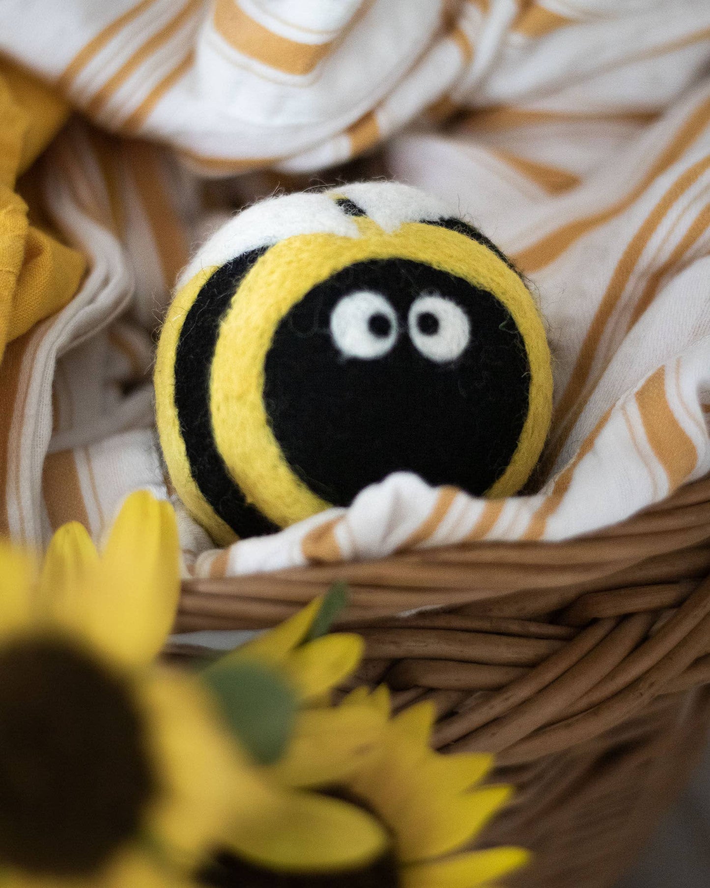 Bee Trio Eco Wool Dryer Balls - Set of 3