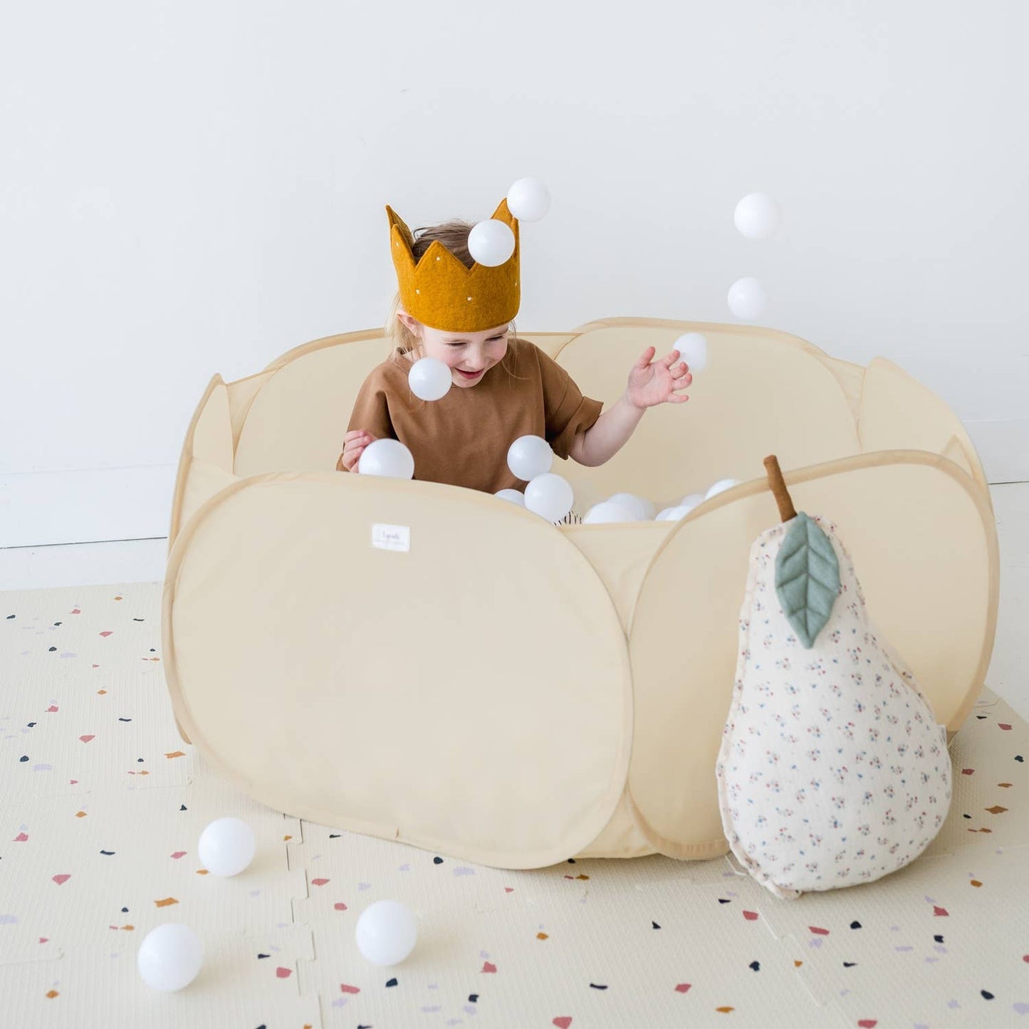 3 Sprouts - Kids Ball Pit with Recycled Fabric (balls not incl.)