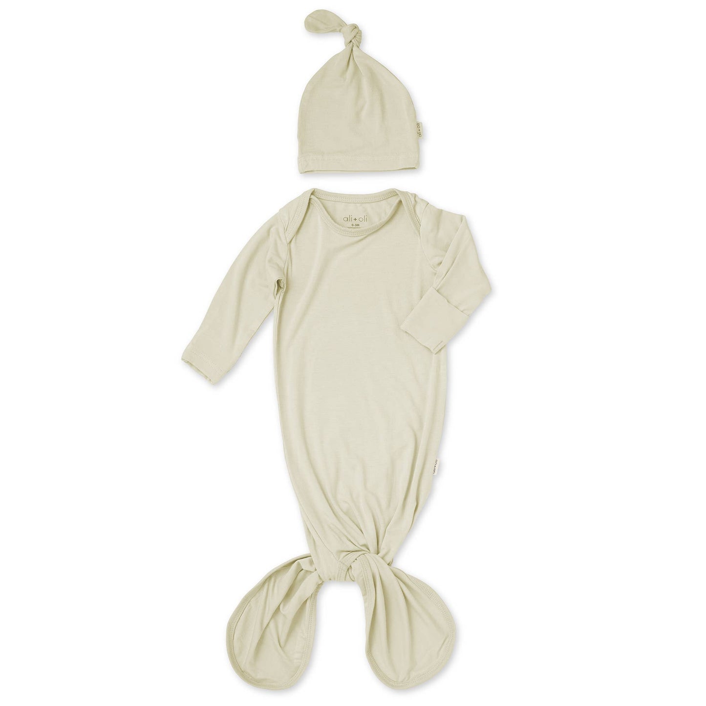 Ali+Oli - Ali+Oli Bamboo Layette Knotted Gown and Beanie for Newborns