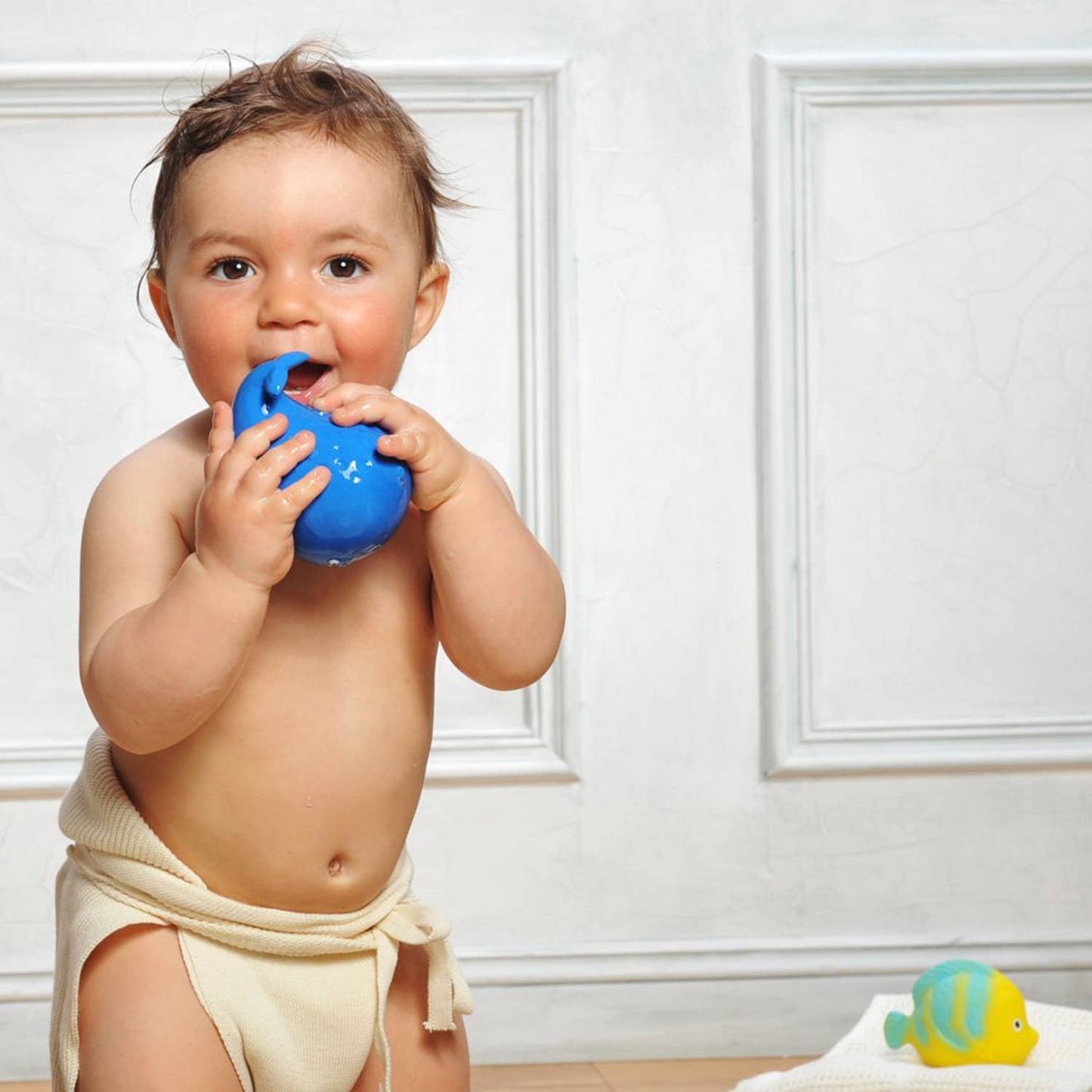 Natural Rubber Whale Non-Toxic Bath Toy, Mold-free design