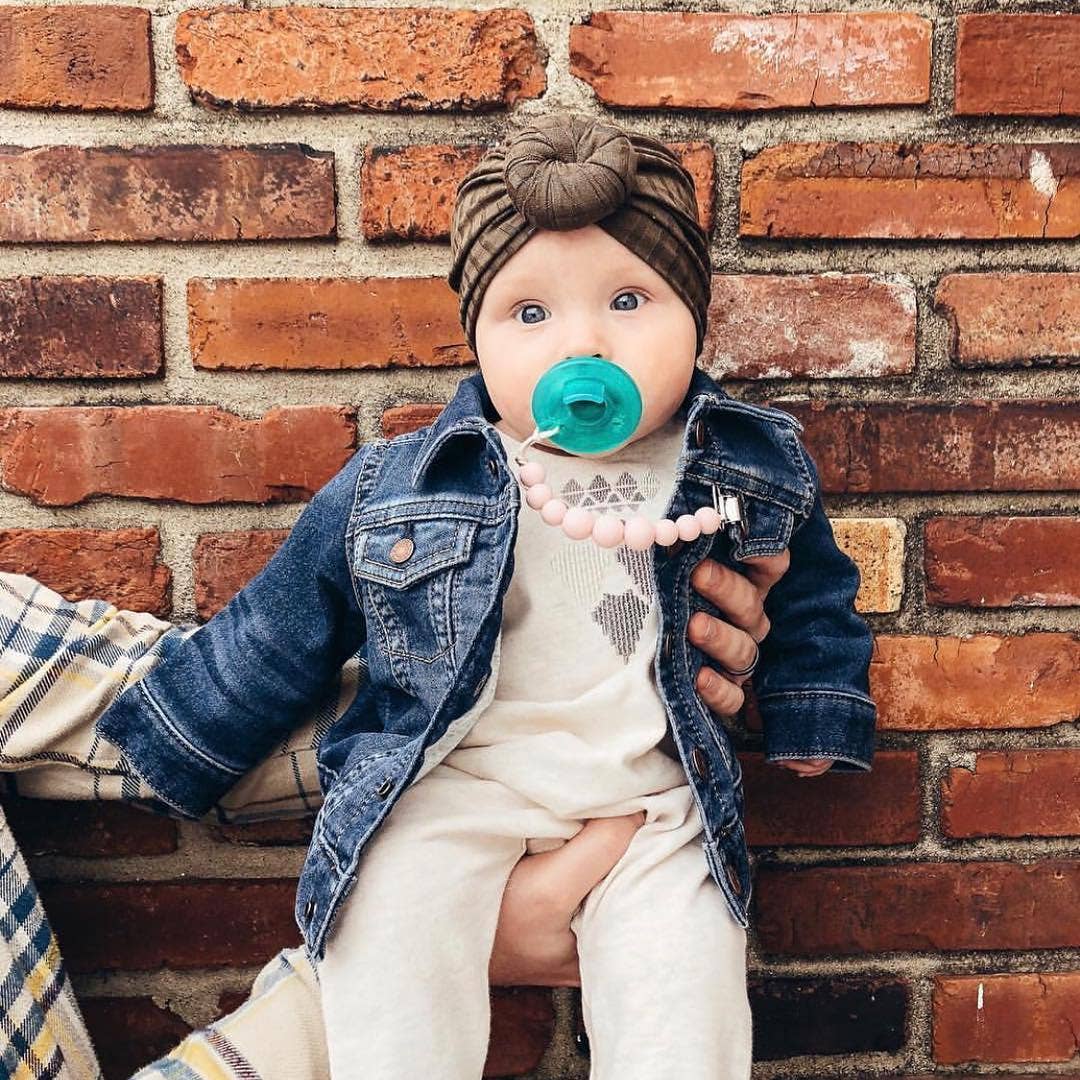 Ali+Oli - Ali+Oli Silicone Pacifier Clip (Pink)