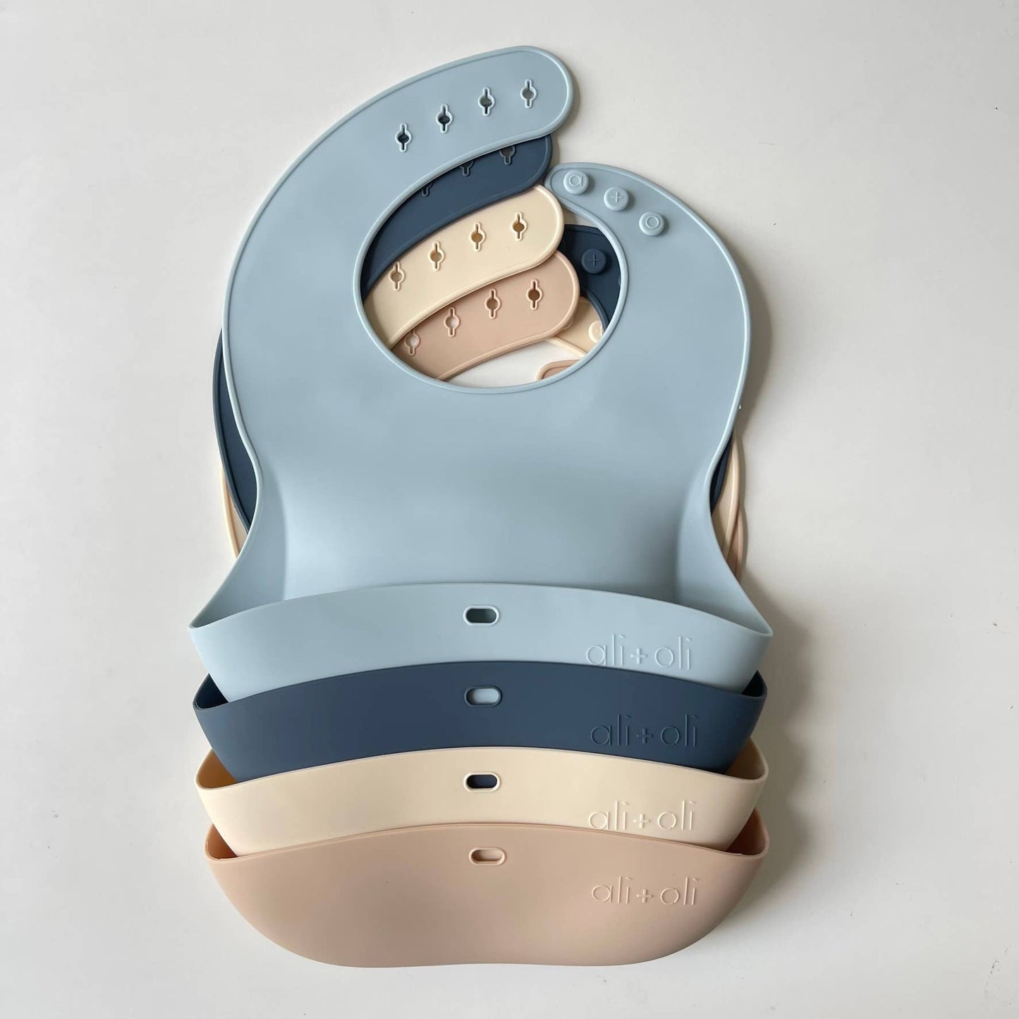 Ali+Oli - Silicone Baby Bib Roll Up & Stay Closed - (Sky)