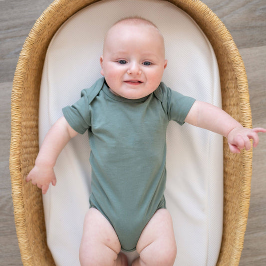 Organic Cotton Short Sleeve Bodysuit  Basil Green