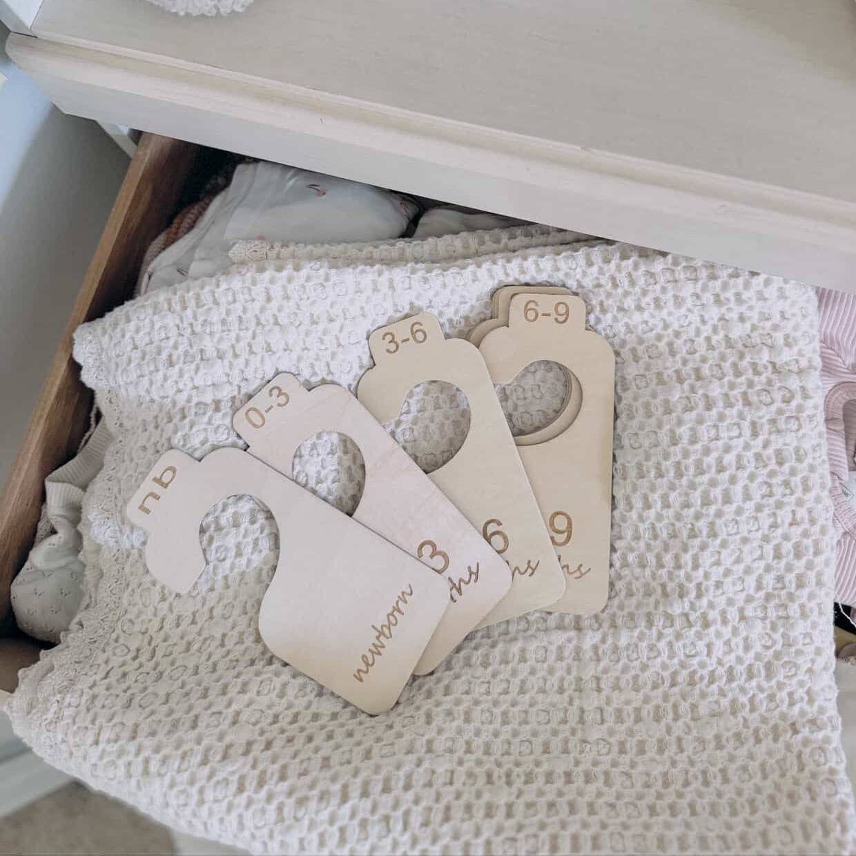 Ali+Oli - Baby Closet Size Dividers & Organizer – Newborn - 24 Months