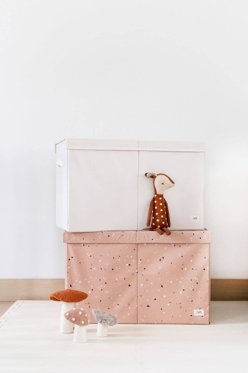 3 Sprouts - Kids Recycled Fabric Toy Chest - Solid Colors
