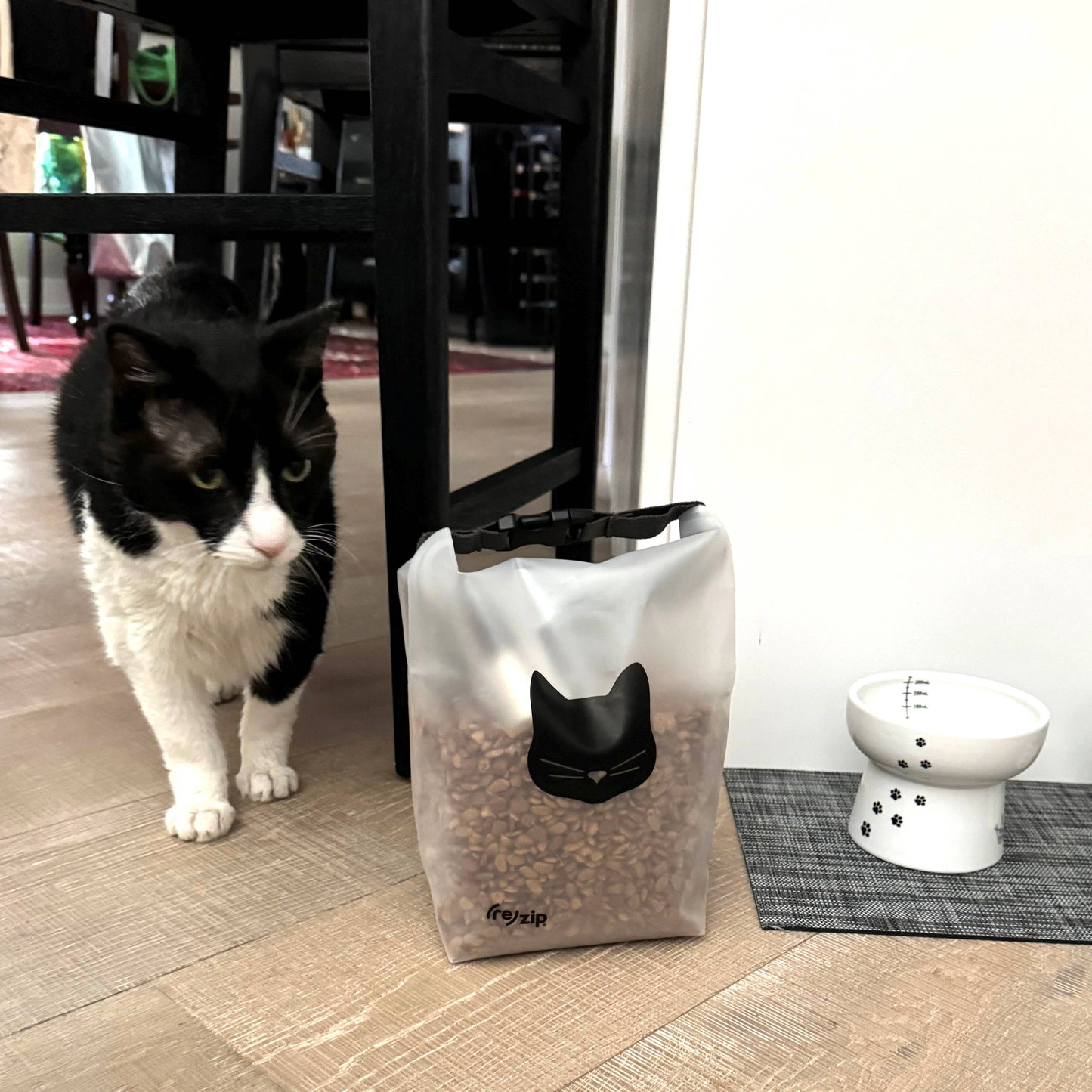 Reusable Roll Top Cat Food Storage Bag - Medium