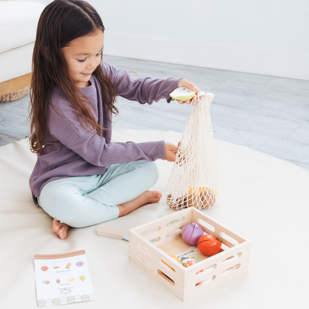 Pearhead - Wooden Farmers Market Toy Set, 21-Piece Pretend Play
