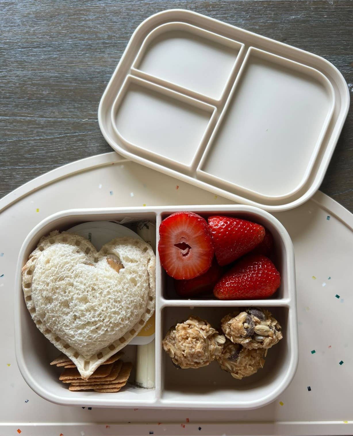 Ali+Oli - Ali+Oli Leakproof Silicone Bento Box (Coco) Back to School