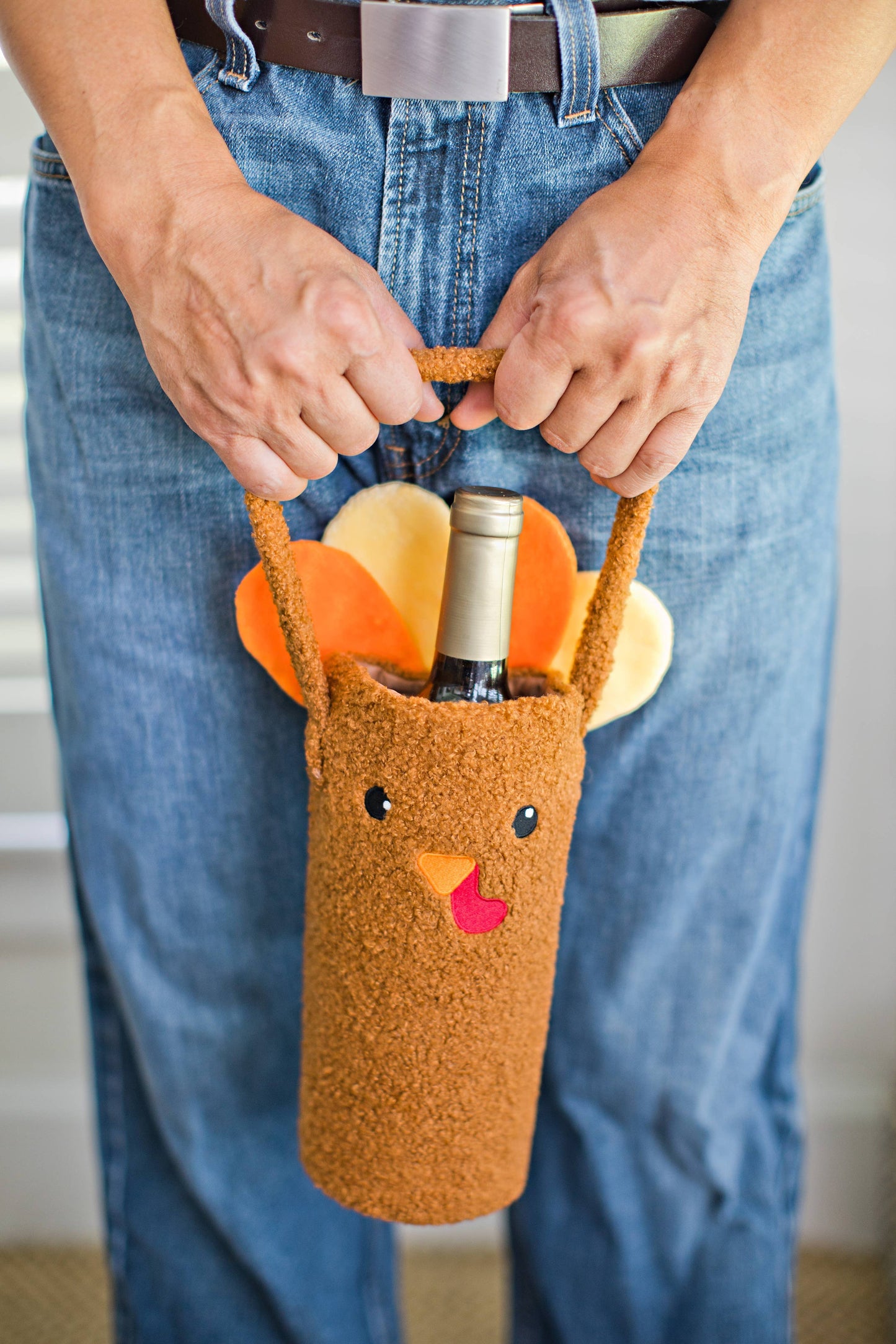 Pearhead - Turkey Sherpa Wine Bottle Gift Bag, Hostess Gift