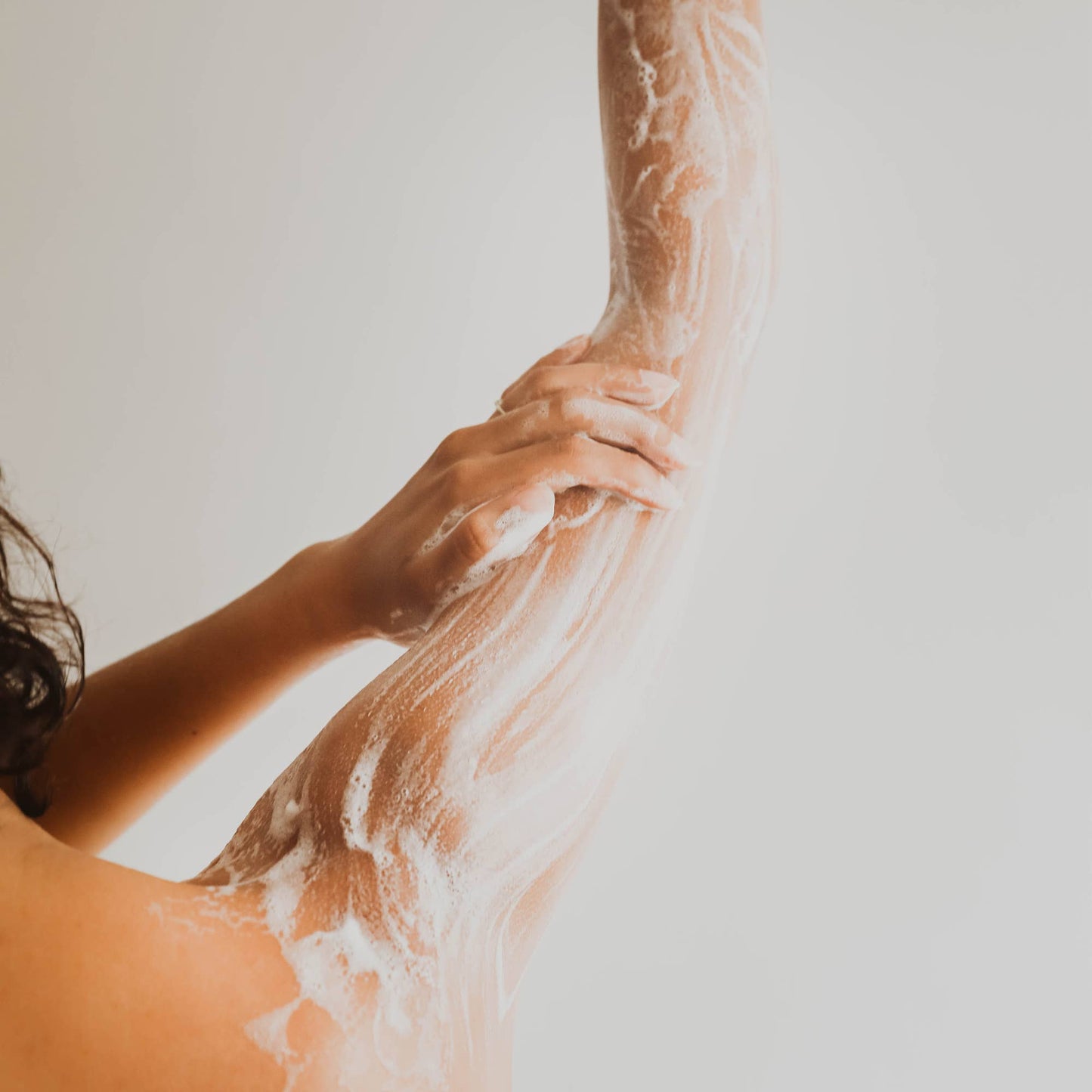 Body Wash 8oz - (2 Scents)