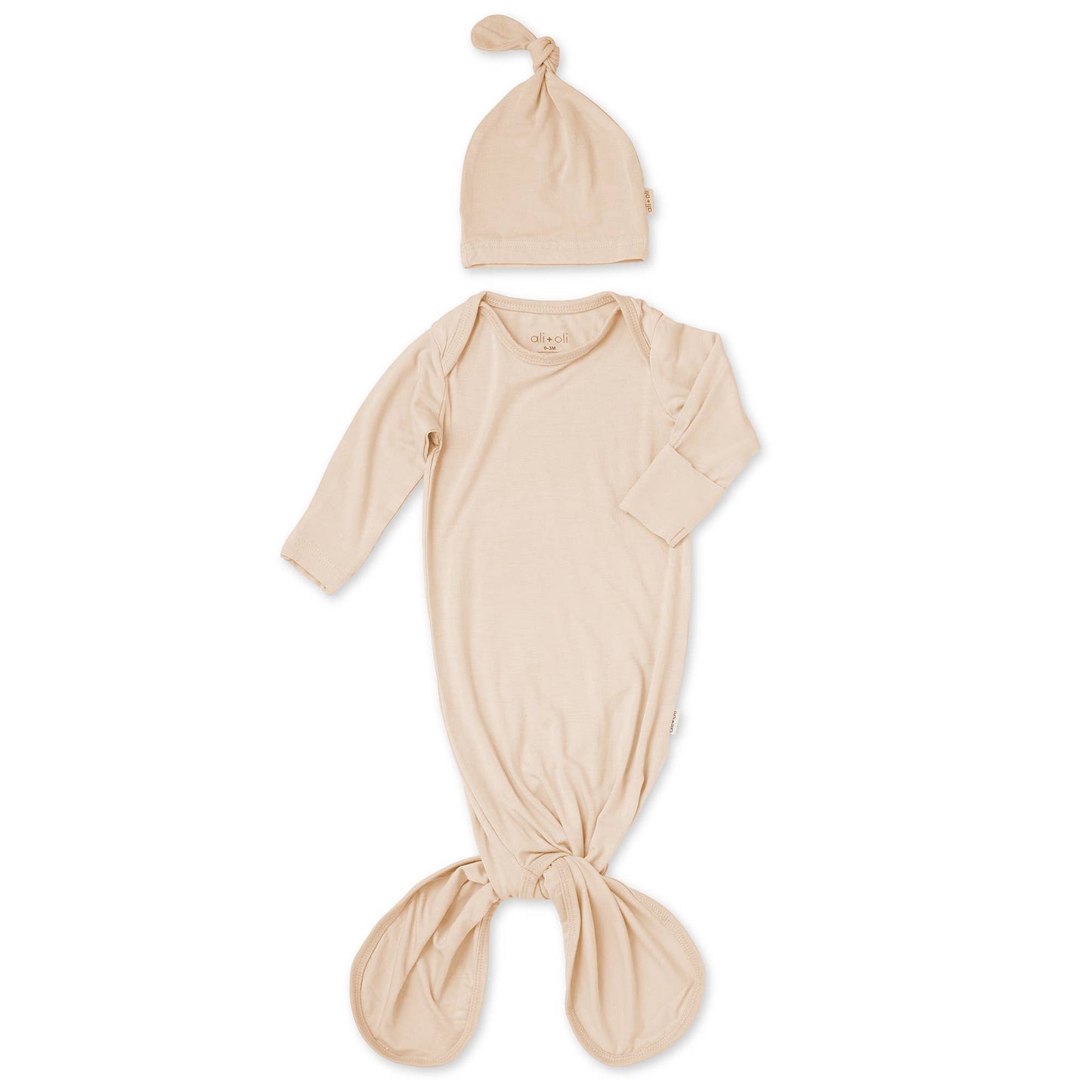 Ali+Oli - Ali+Oli Bamboo Layette Knotted Gown and Beanie for Newborns
