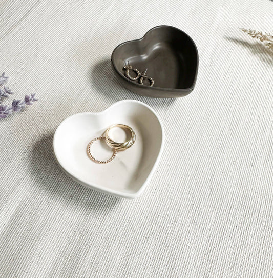 Mini Heart Dish (no tariffs)
