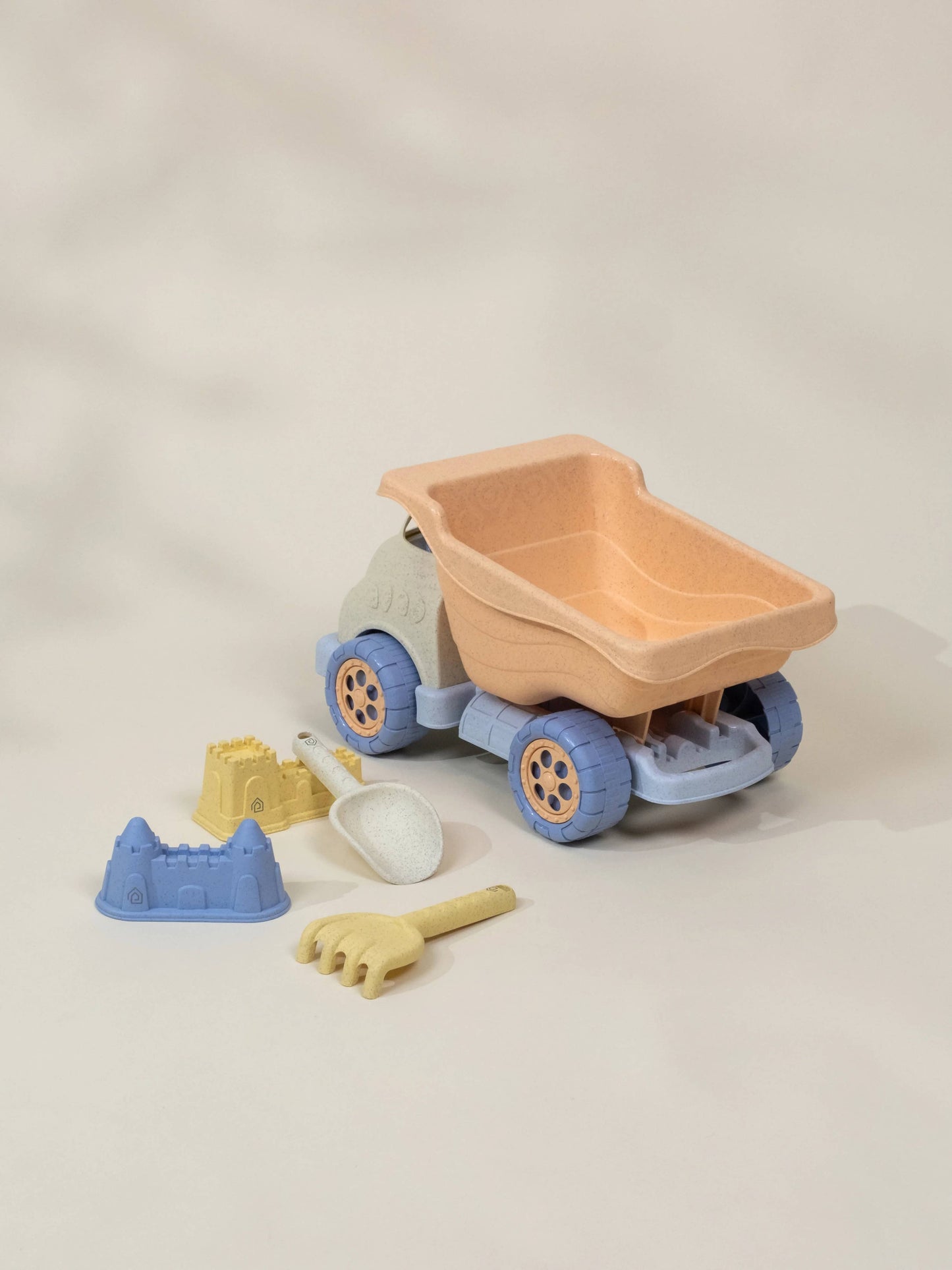 Coco Village - Oversized 5-Piece Wheat Straw Sand Toy Set – Dump Truck & Accessories