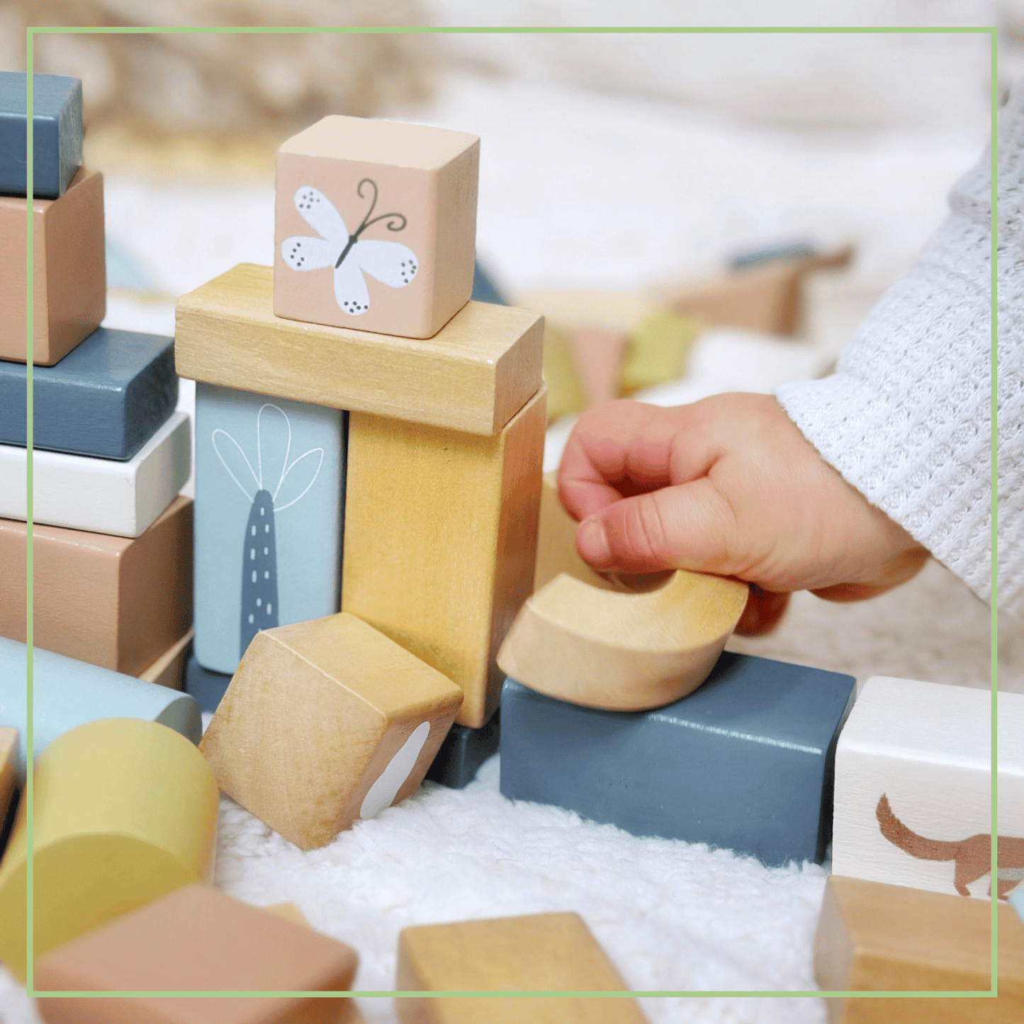Wooden Safari Building Blocks - Set 70pc Natural Wood 2+