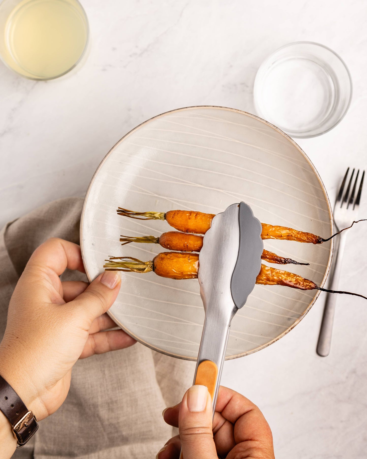 Full Circle Home - Tong Twister - Dual-Sided Silicone & Stainless Steel Tongs