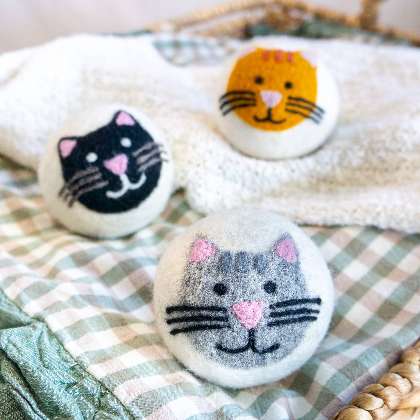 Friendsheep - Wool Dryer Ball Cat Mix (Orange, Grey, Black) - House Cats