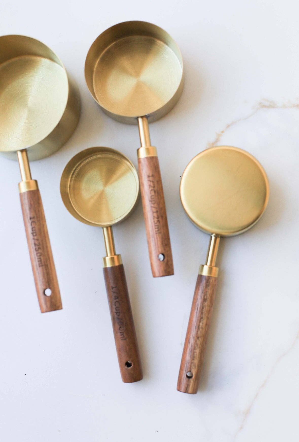 Wood Handle Measuring Cups Set