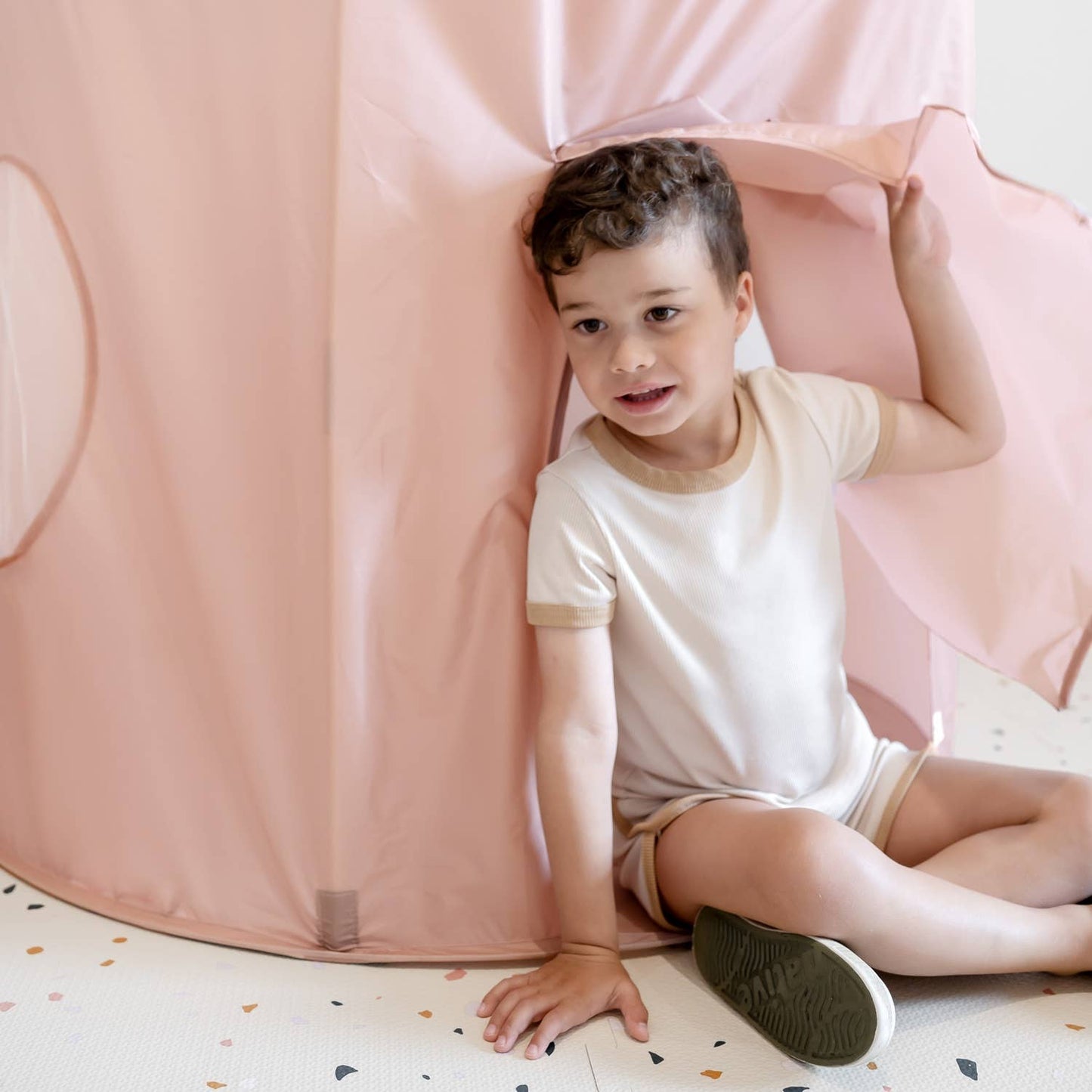 3 Sprouts - Kids Play Tent Castle with Recycled Fabric - Solids