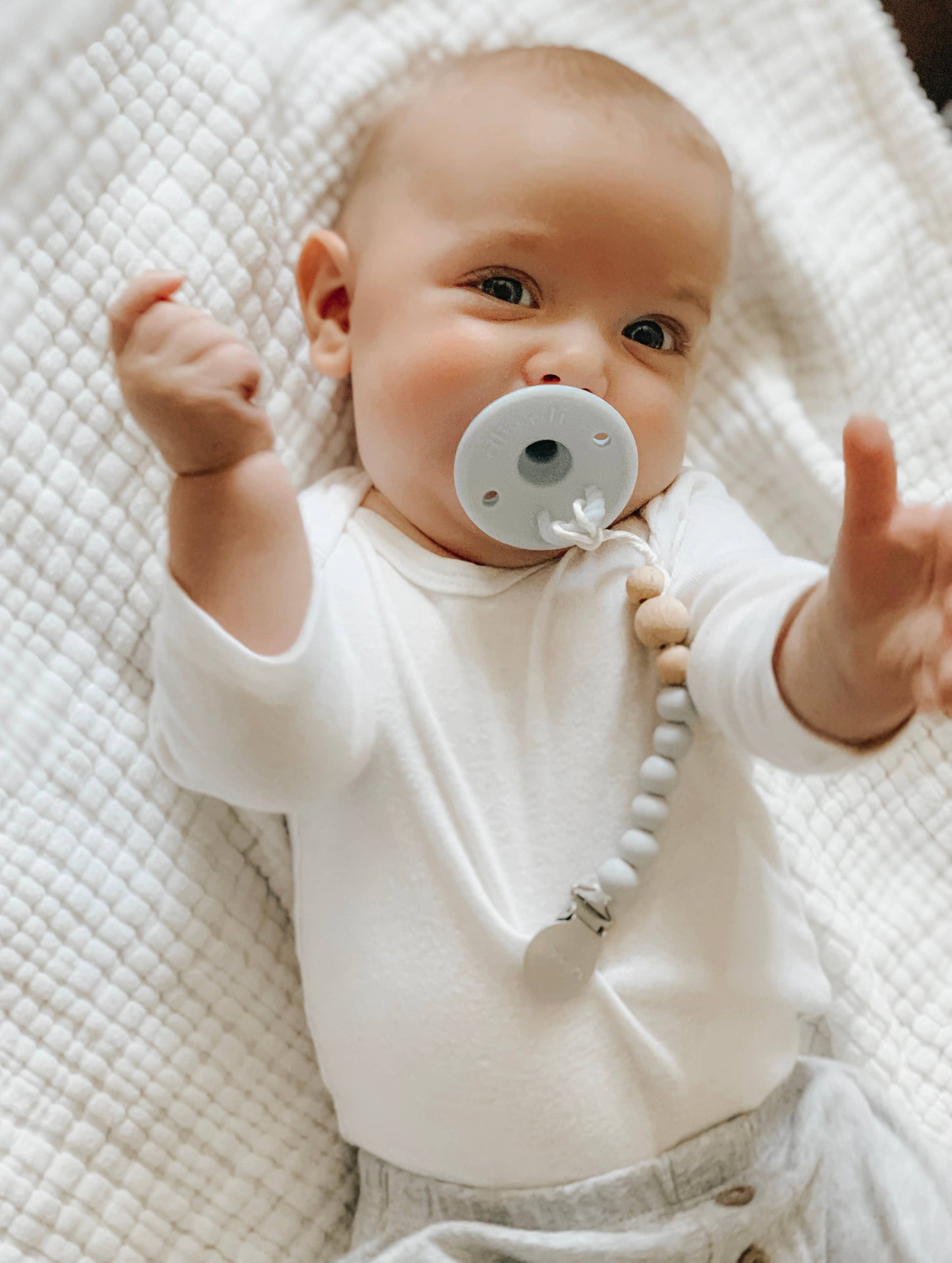 Ali+Oli - Pacifier Set Round (Oat & Coco)