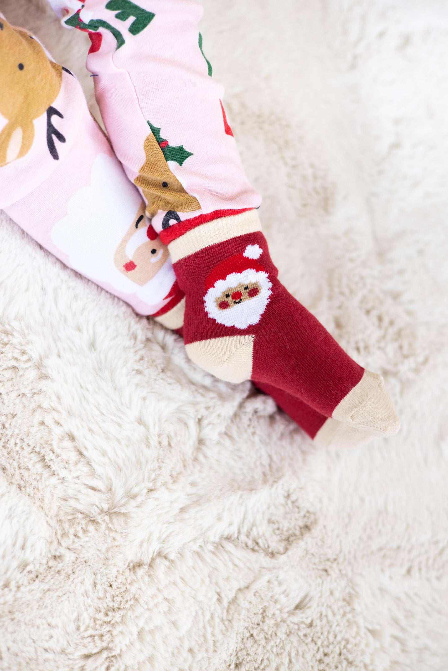 Pearhead - Santa Parent & Baby Christmas Matching Holiday Sock Set