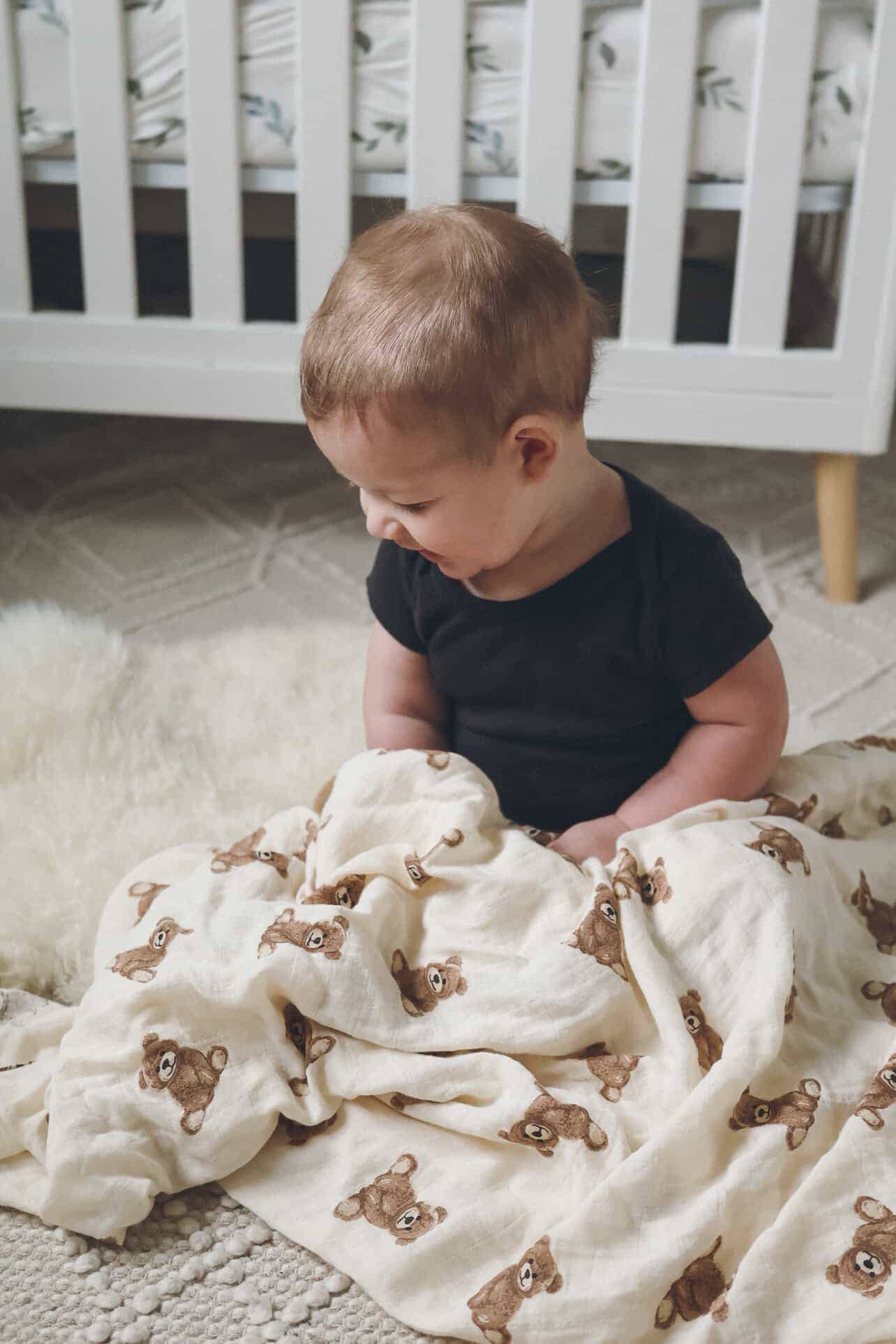 Ali+Oli - Bamboo Muslin Swaddle Baby Blanket (Teddy Bear)
