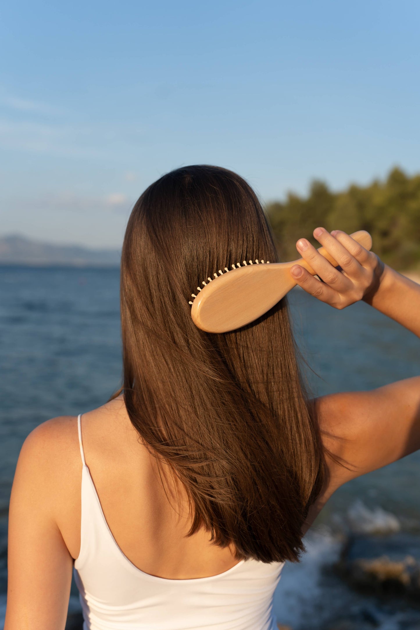 Croll & Denecke - Birch Wood Hairbrush – Vegan, Wooden Pins on Rubber