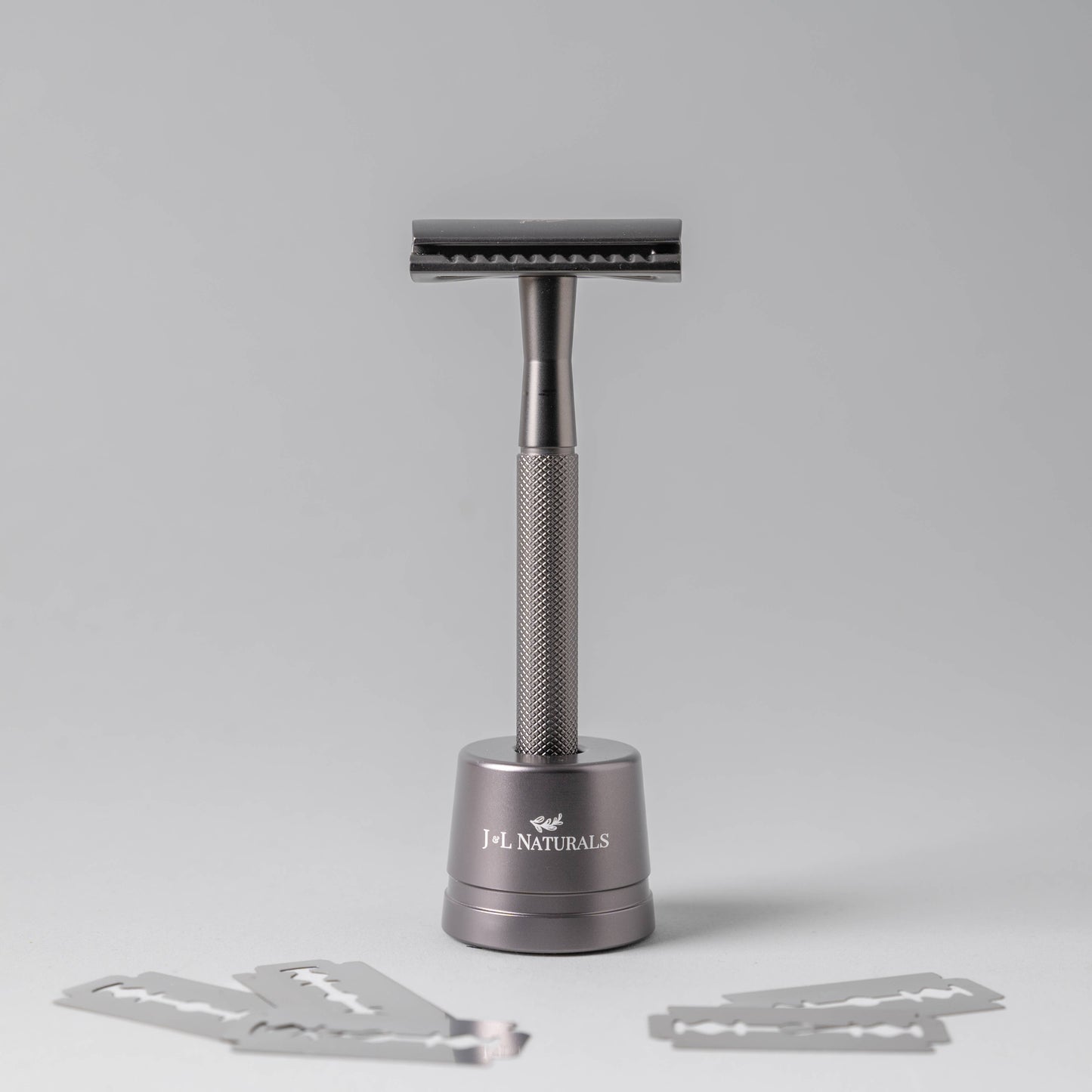 Reusable Safety Razor Set -Razor, Razor Stand, Refill Blades