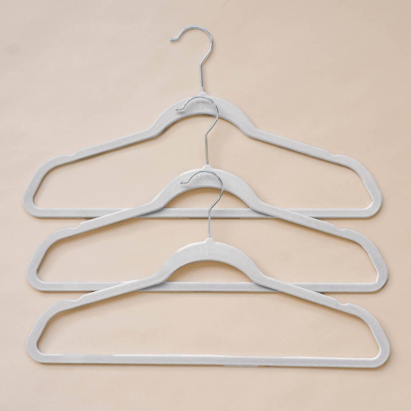 3 Sprouts - Adult Velvet Hangers (2 Packs of 15)