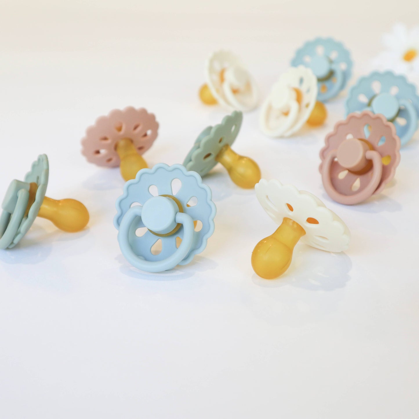 Natural Latex Pacifiers - Size 1 (0-6M) Blush & Cream