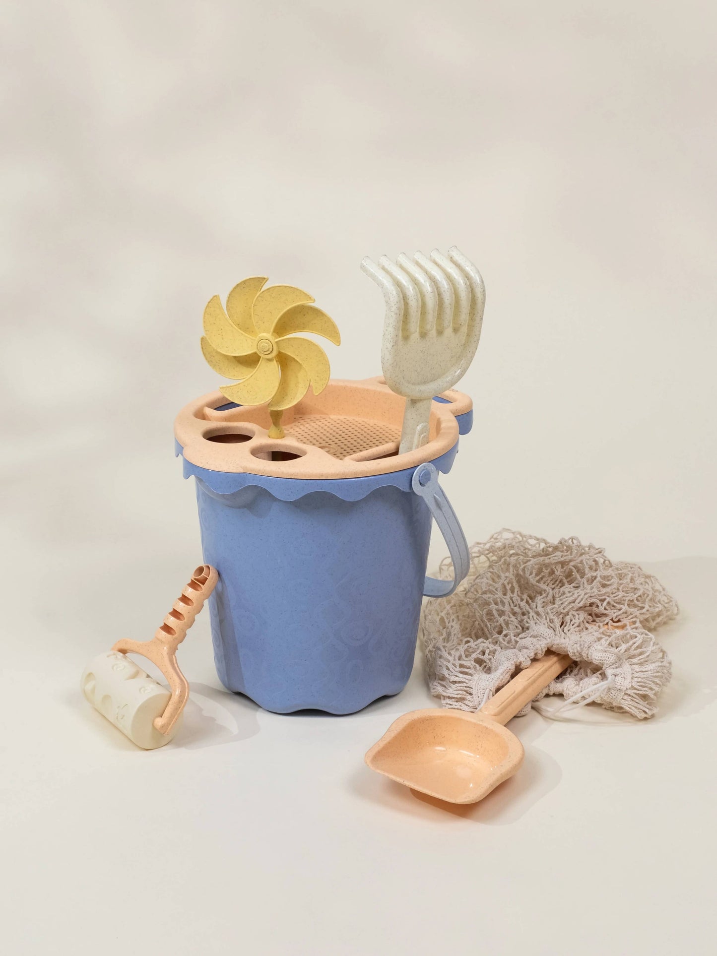 Coco Village - Oversized 6-Piece Wheat Straw Sand Toy Set – Bucket & Accessories