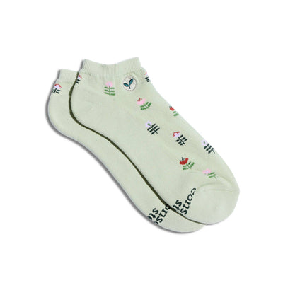 Conscious Step - Ankle Socks that Plant Trees | Tulips - Gifts for Gardeners