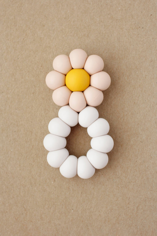 Freezer Teether - Chamomile | Ivory Blush