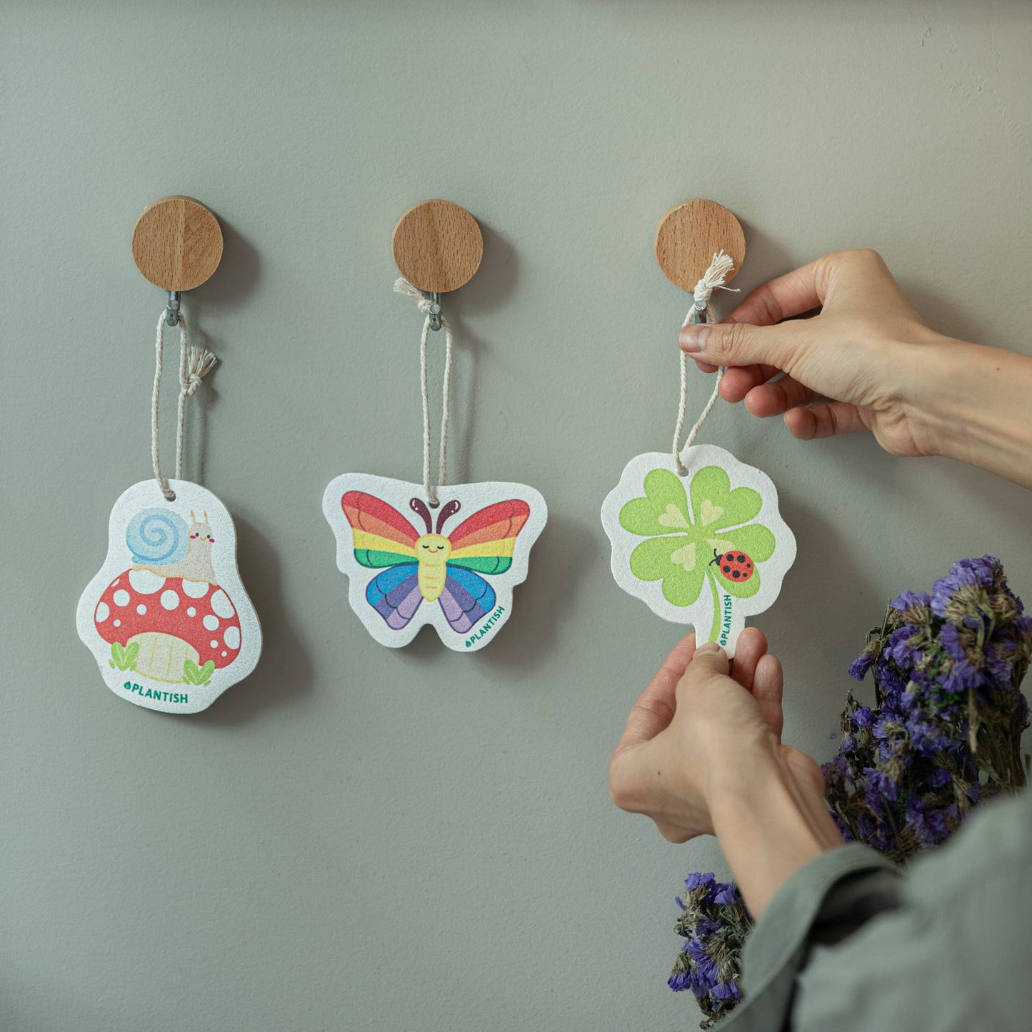 Rainbow Flutter - Pop Up Sponge